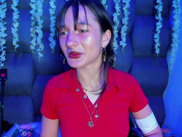 DaniDream live cam on BongaCams