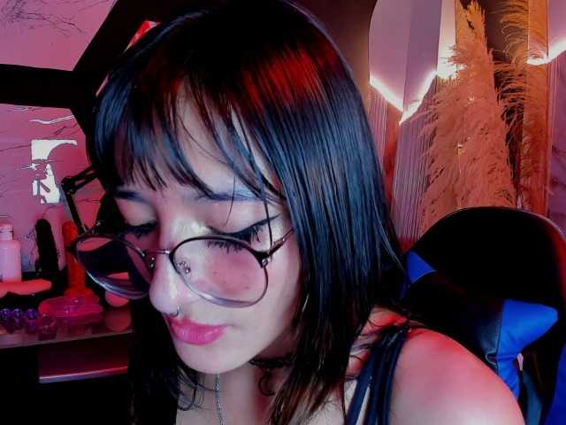 DaniDream live cam on BongaCams