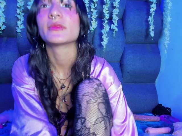 DaniDream live cam on BongaCams