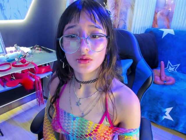 DaniDream live cam on BongaCams