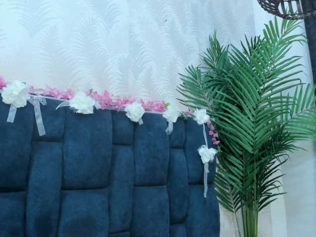 Melody-Megann live cam on BongaCams