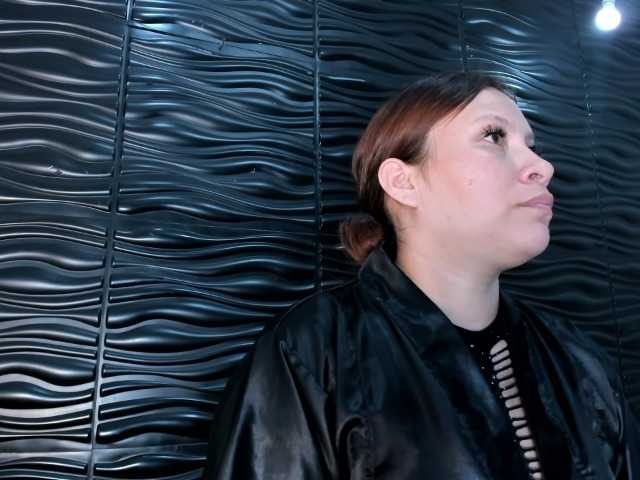 Melody-Megann live cam on BongaCams