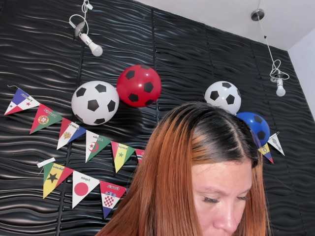 Melody-Megann live cam on BongaCams