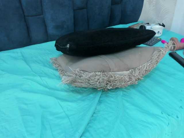 Melody-Megann live cam on BongaCams