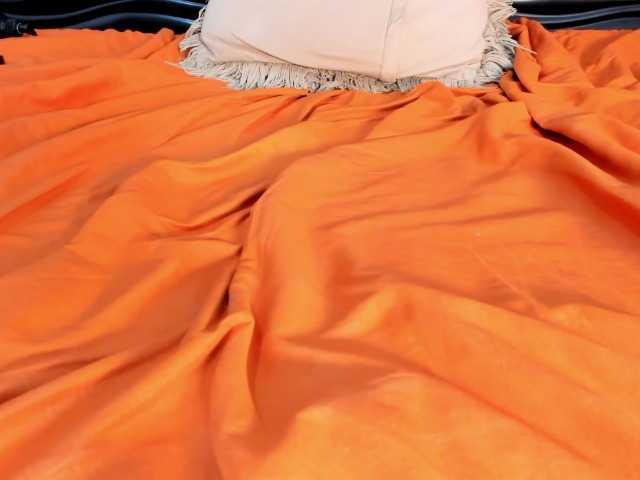 Melody-Megann live webcam show