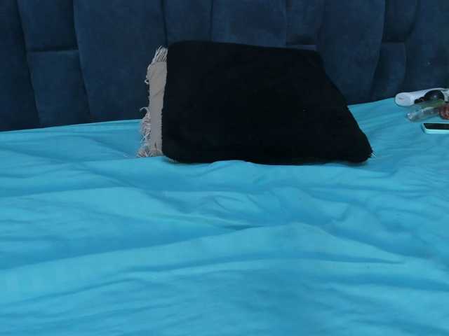 Melody-Megann live cam on BongaCams