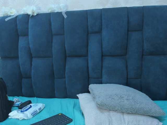 Melody-Megann live cam on BongaCams