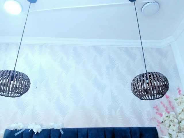 Melody-Megann live cam on BongaCams