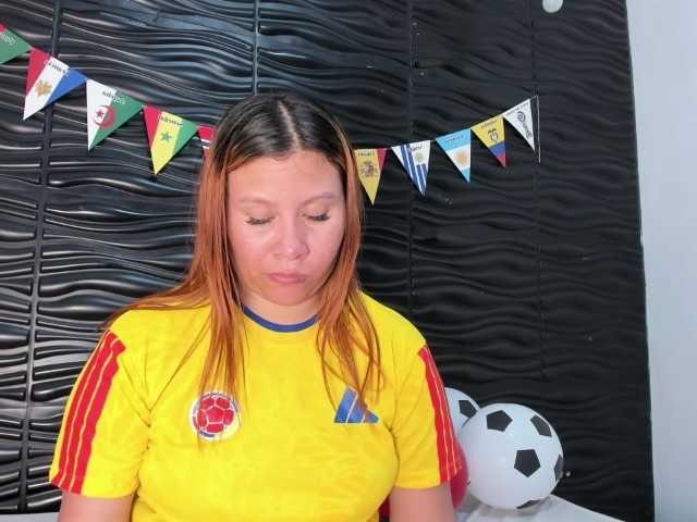 Melody-Megann live cam on BongaCams