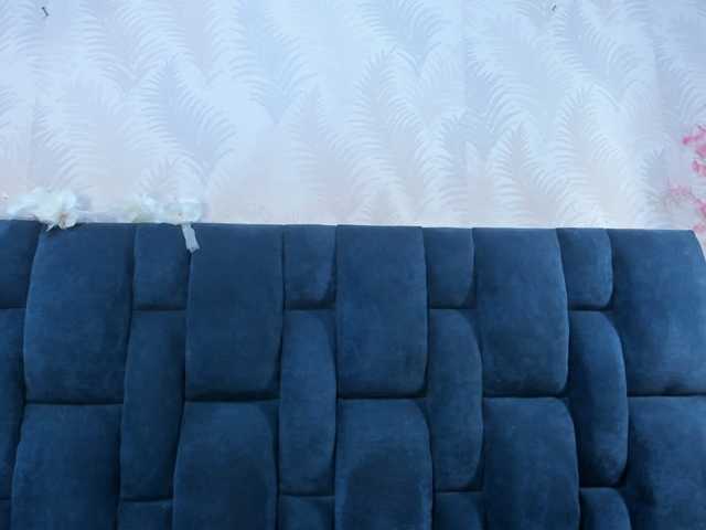 Melody-Megann live cam on BongaCams
