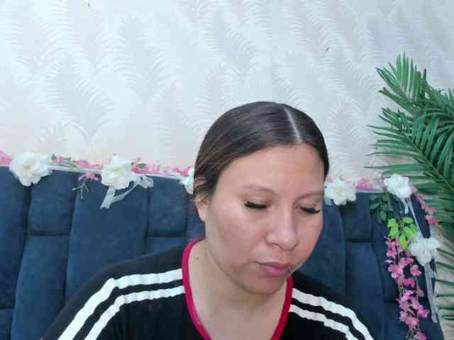 Melody-Megann webcam