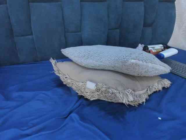 Melody-Megann webcam