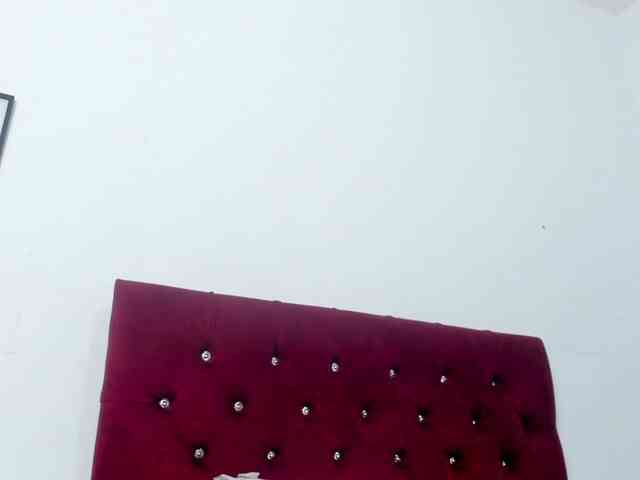 Melody-Megann webcam