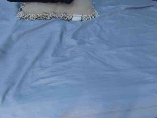 Melody-Megann webcam