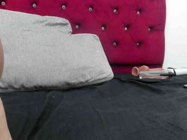 Melody-Megann webcam