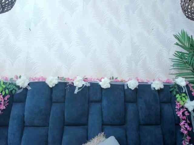 Melody-Megann webcam