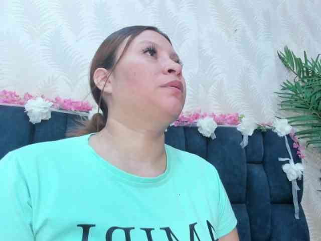 Melody-Megann webcam