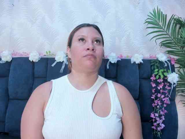 Melody-Megann webcam