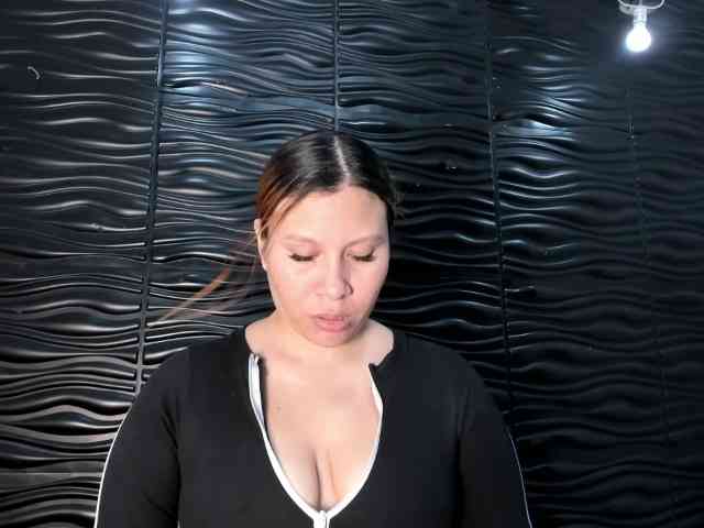 Melody-Megann webcam