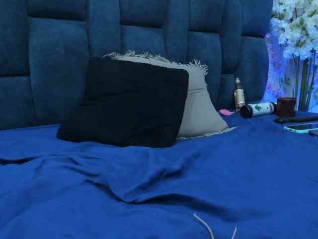 Melody-Megann webcam