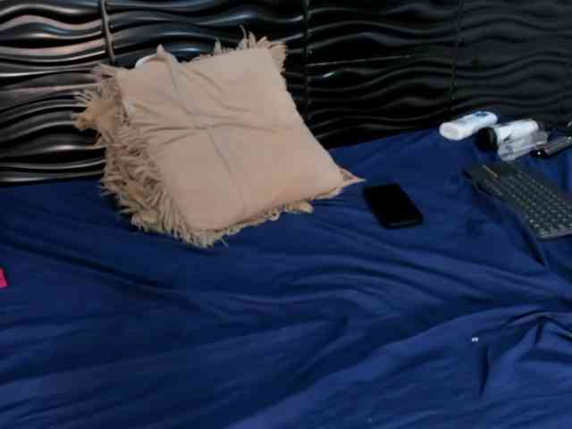 Melody-Megann webcam