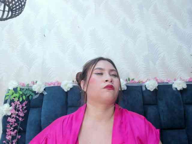 Melody-Megann webcam