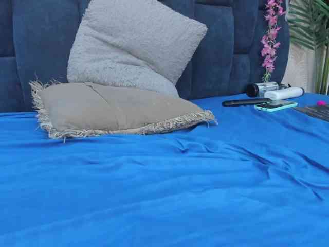 Melody-Megann webcam
