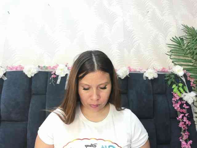Melody-Megann webcam