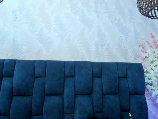 Melody-Megann webcam
