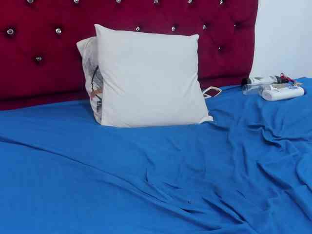 Melody-Megann webcam