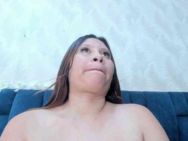 Melody-Megann webcam