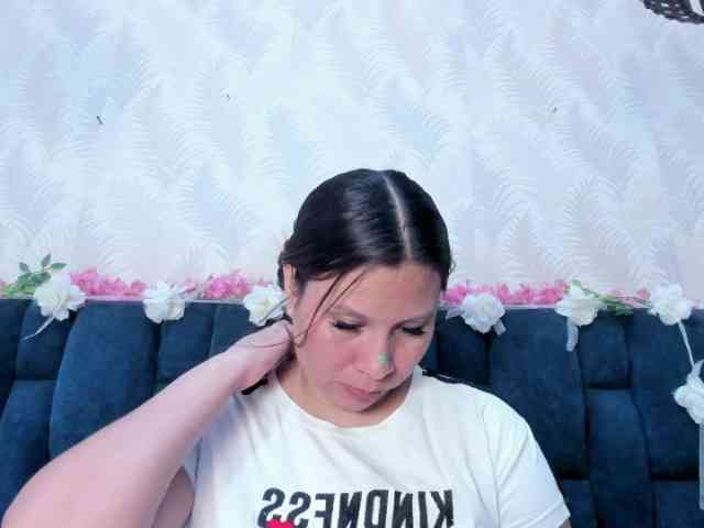 Melody-Megann webcam