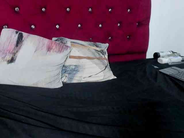 Melody-Megann webcam