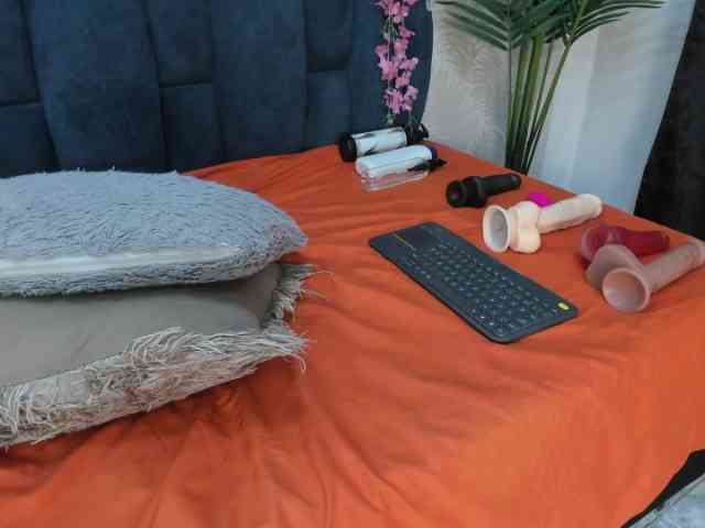 Melody-Megann webcam