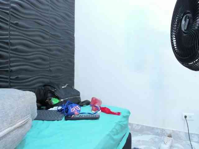 Melody-Megann webcam