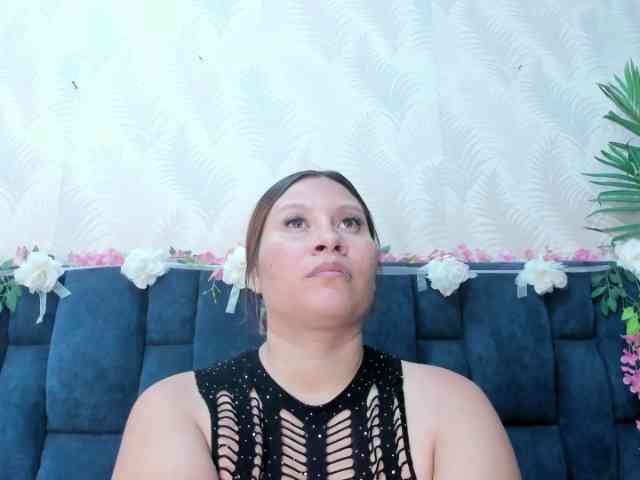 free webcam sex Melody-Megann