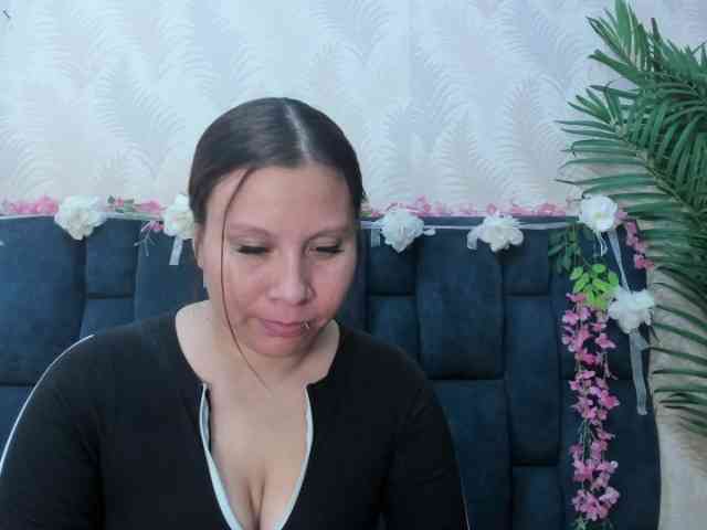 Melody-Megann webcam