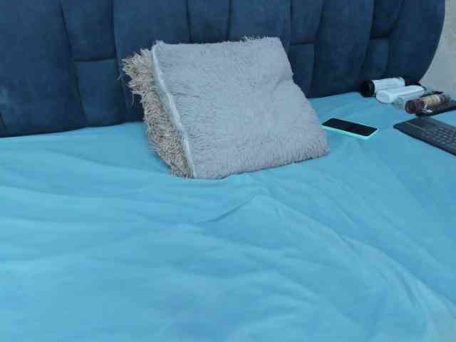 Melody-Megann webcam