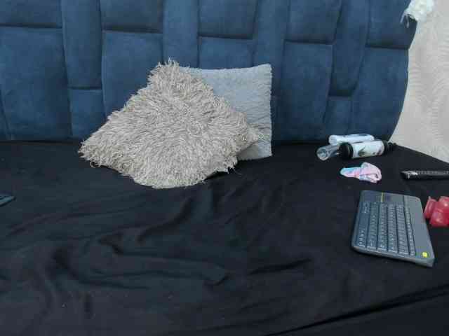 Melody-Megann webcam