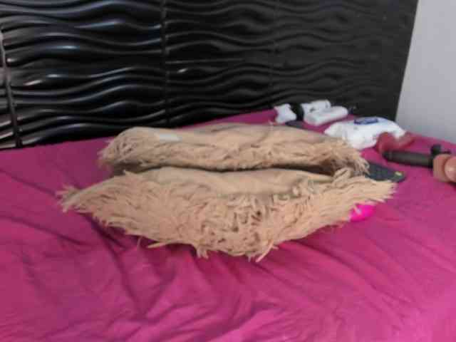 Melody-Megann webcam