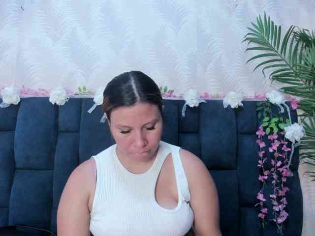 Melody-Megann webcam