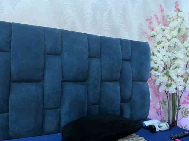 Melody-Megann webcam