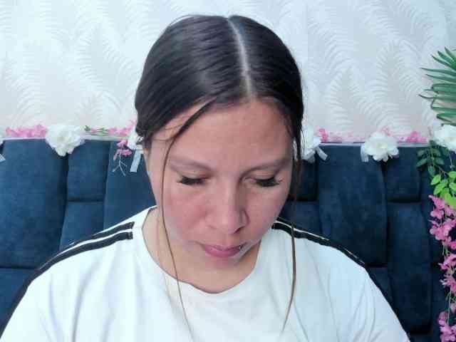 Melody-Megann webcam