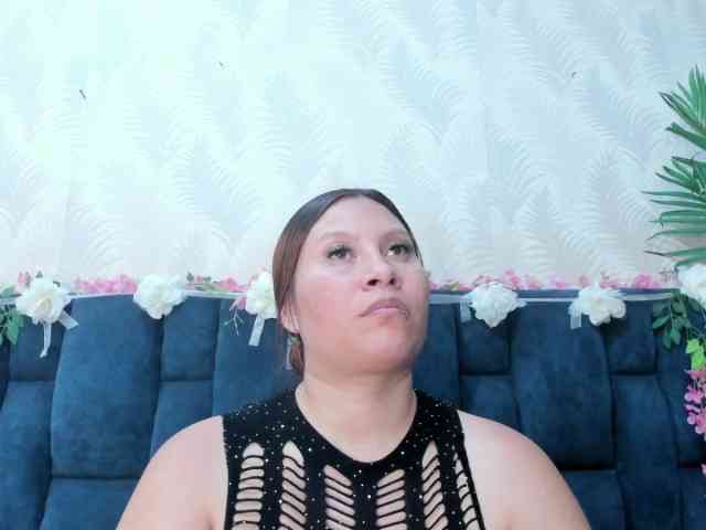 Melody-Megann webcam