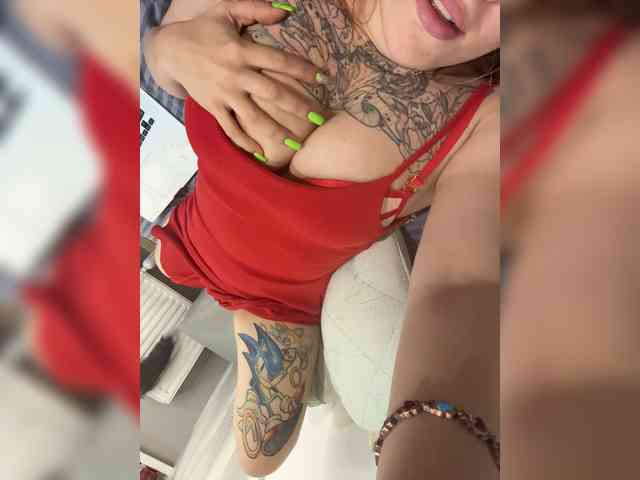 Modella: -Tiki-Riki-