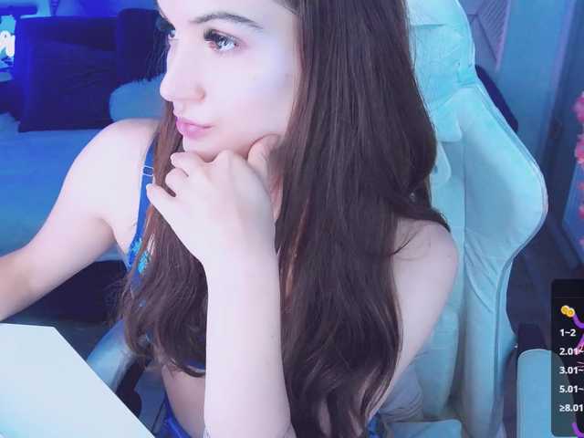 AmbraEnms live cam on BongaCams