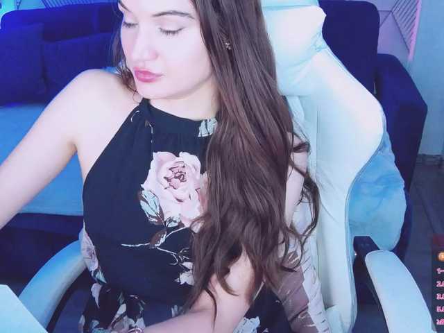 AmbraEnms live cam on BongaCams
