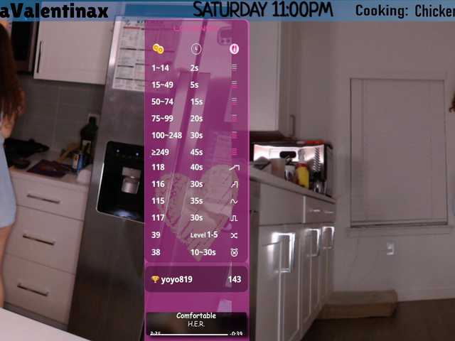 MilaValentina live cam