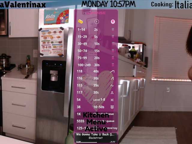 MilaValentina live cam on BongaCams