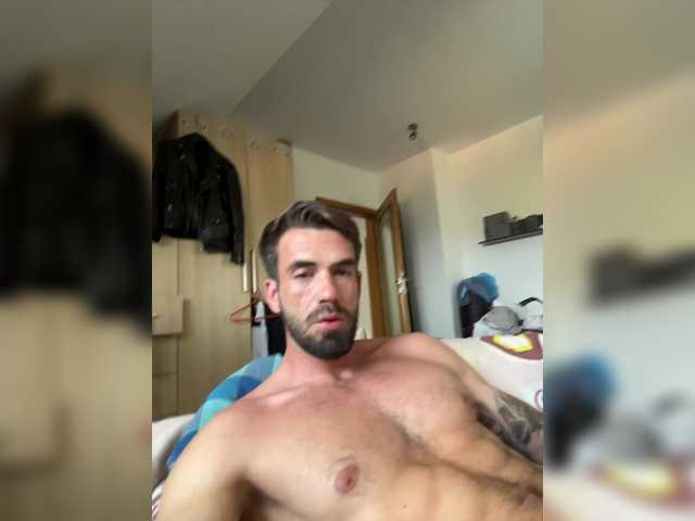 Desirtexz live cam on BongaCams